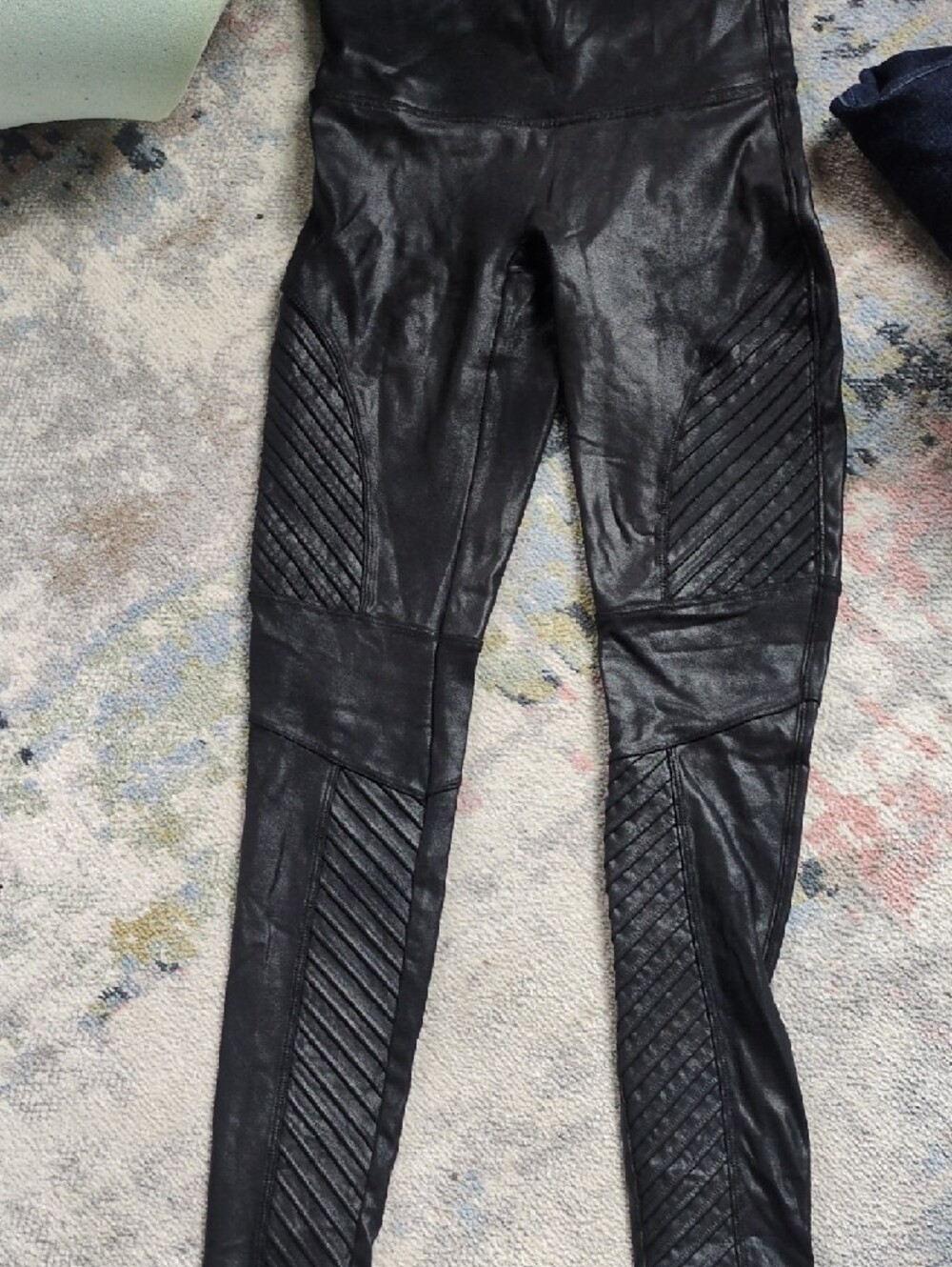 Spanx Faux Leather Leggings - Picture 3 of 3